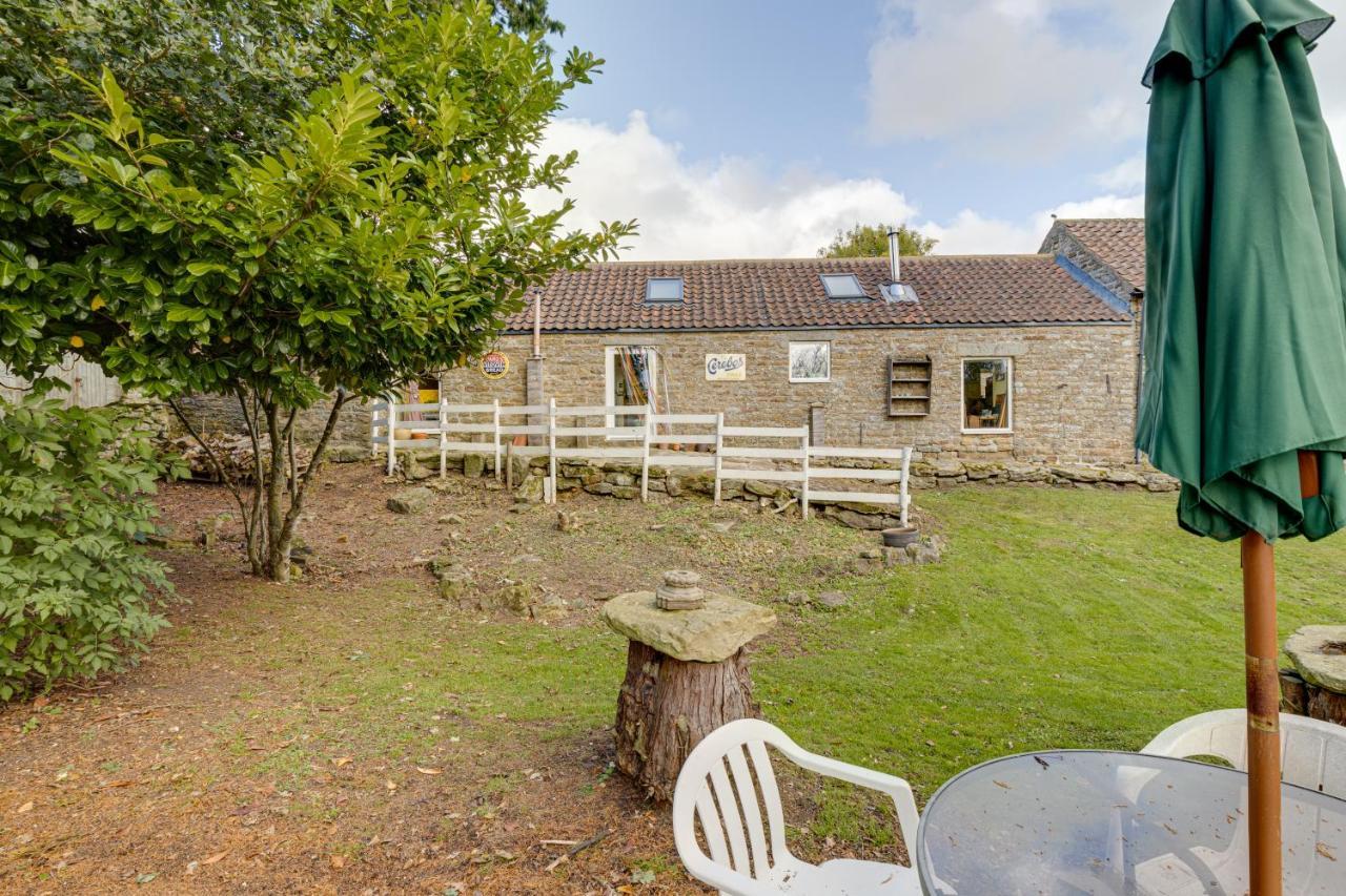 Family Country Cottage With A Private Valley View Scarborough Exterior photo